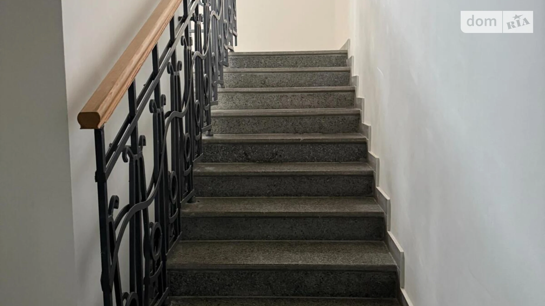Продается офис 140 кв. м в бизнес-центре, цена: 340000 $ - фото 5