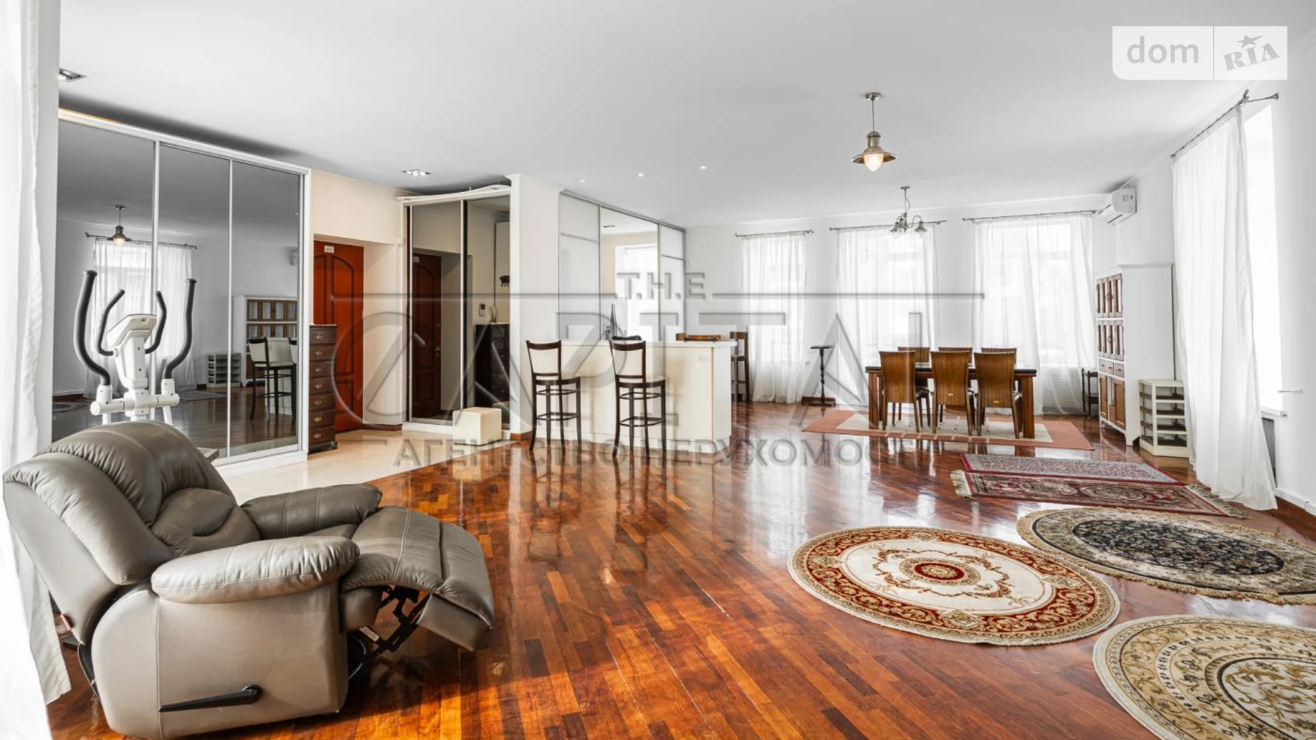 Сдается в аренду офис 258 кв. м в бизнес-центре, цена: 2200 $ - фото 2