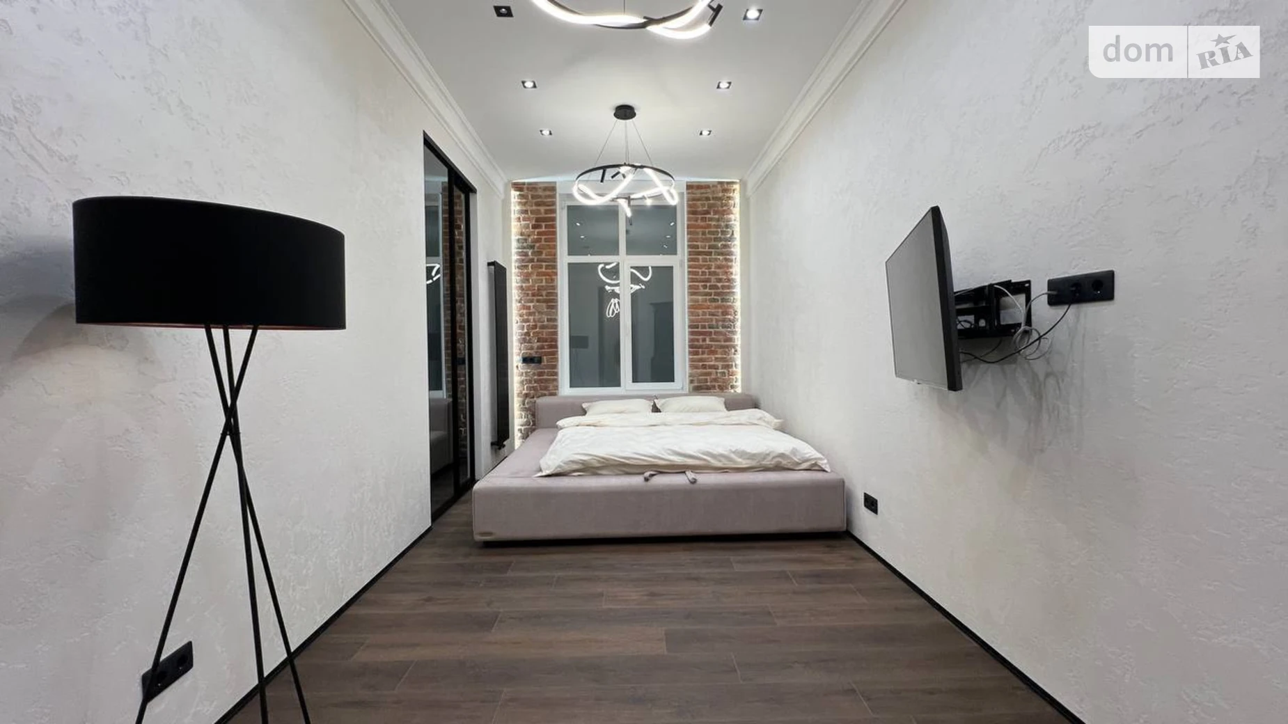 Продается 2-комнатная квартира 43.3 кв. м в Львове, пл. Рынок, 5 - фото 3