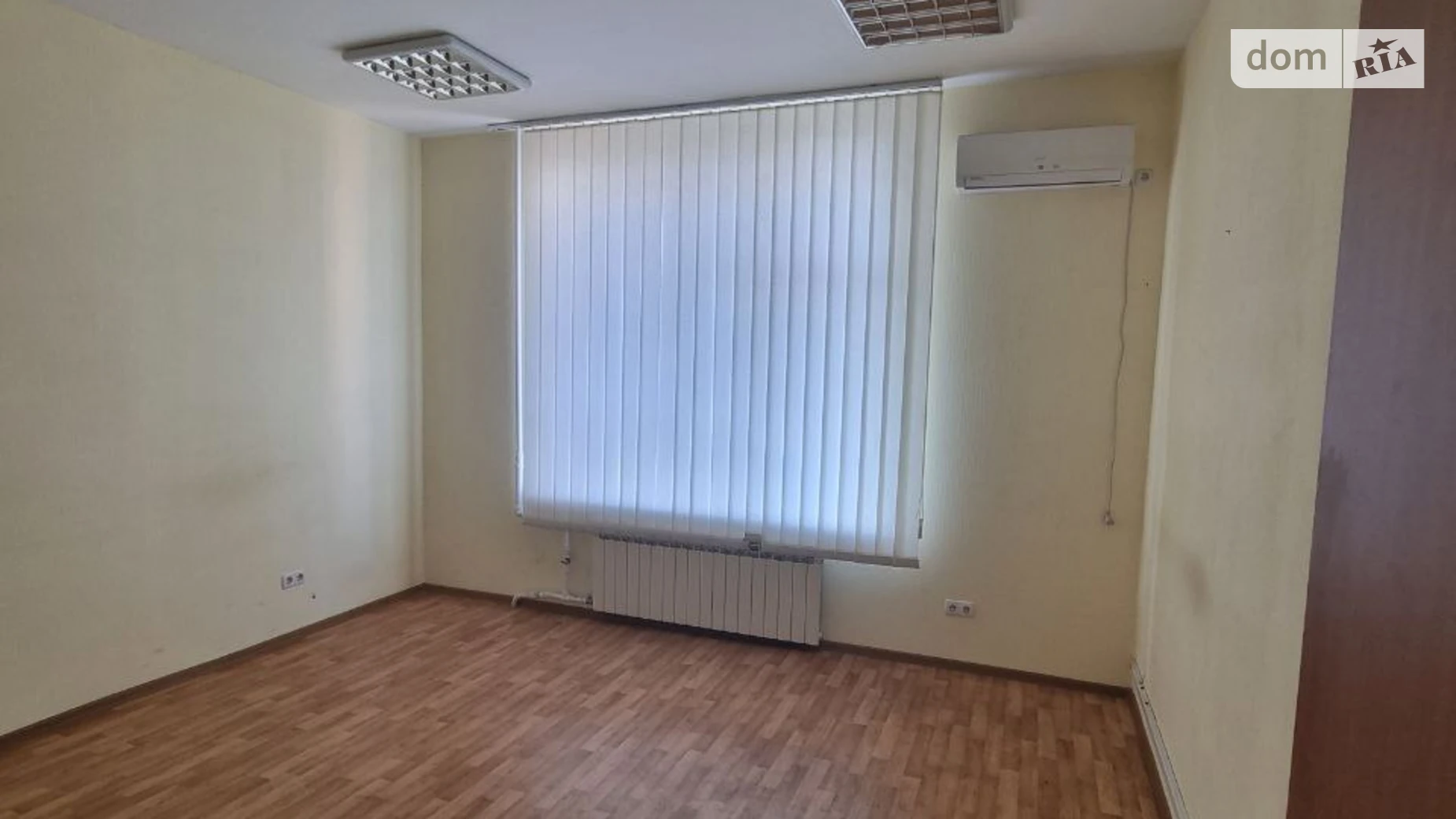 Сдается в аренду офис 17.7 кв. м в бизнес-центре, цена: 2700 грн - фото 3