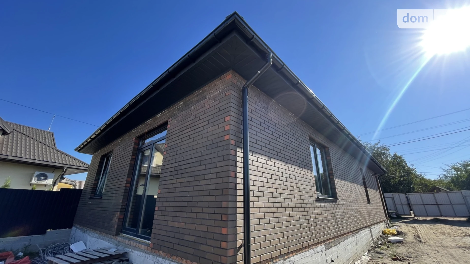 Продается одноэтажный дом 100 кв. м с гаражом, цена: 93000 $ - фото 2