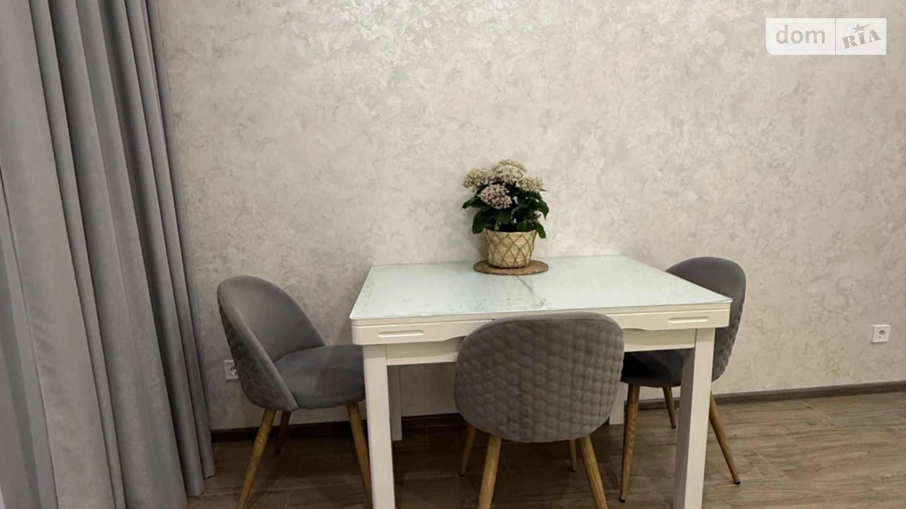 Продается 1-комнатная квартира 44.9 кв. м в Ровно, ул. Черновола Вячеслава, 91Ф - фото 4