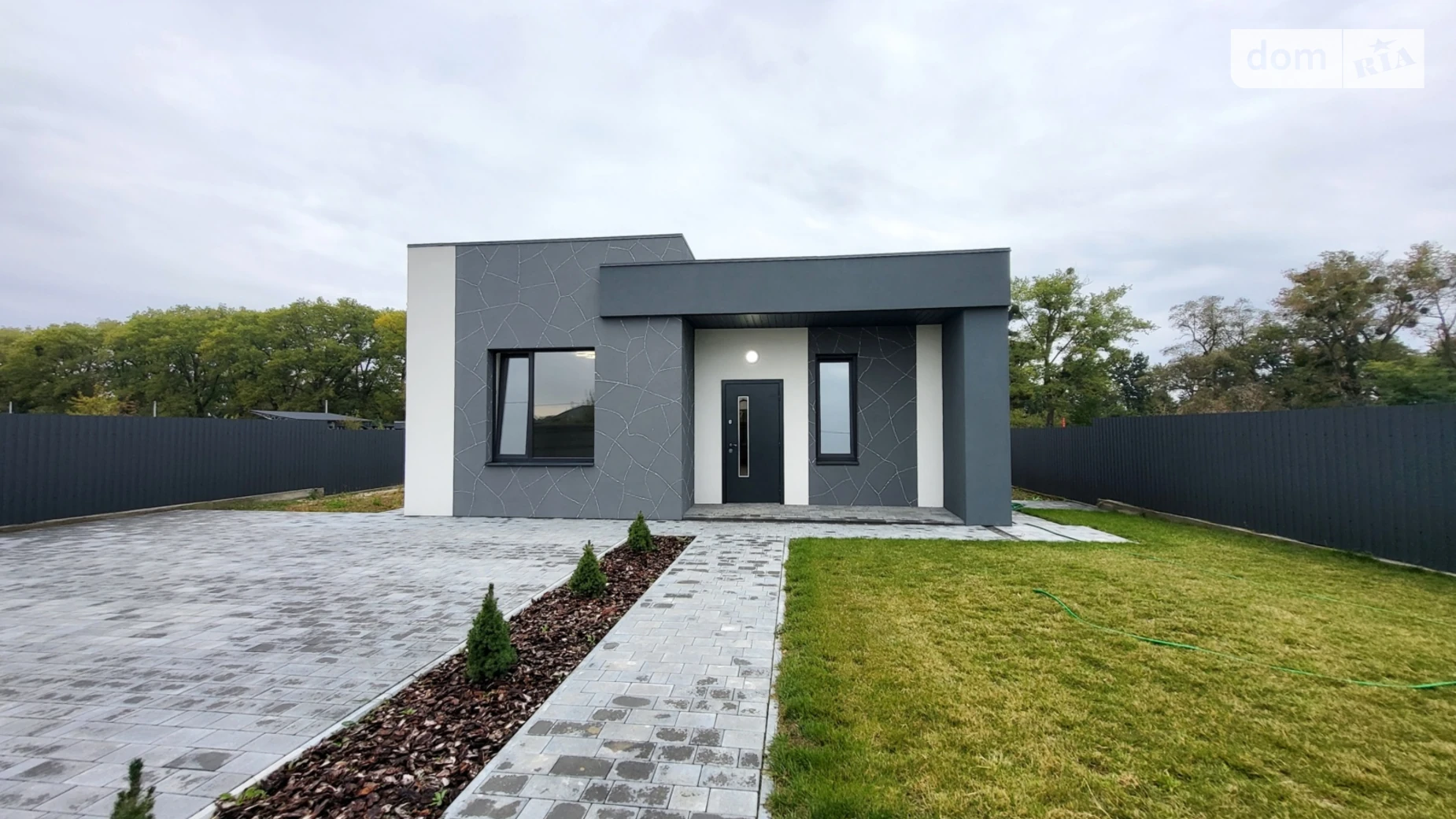Продается одноэтажный дом 110 кв. м с балконом, цена: 125000 $ - фото 3