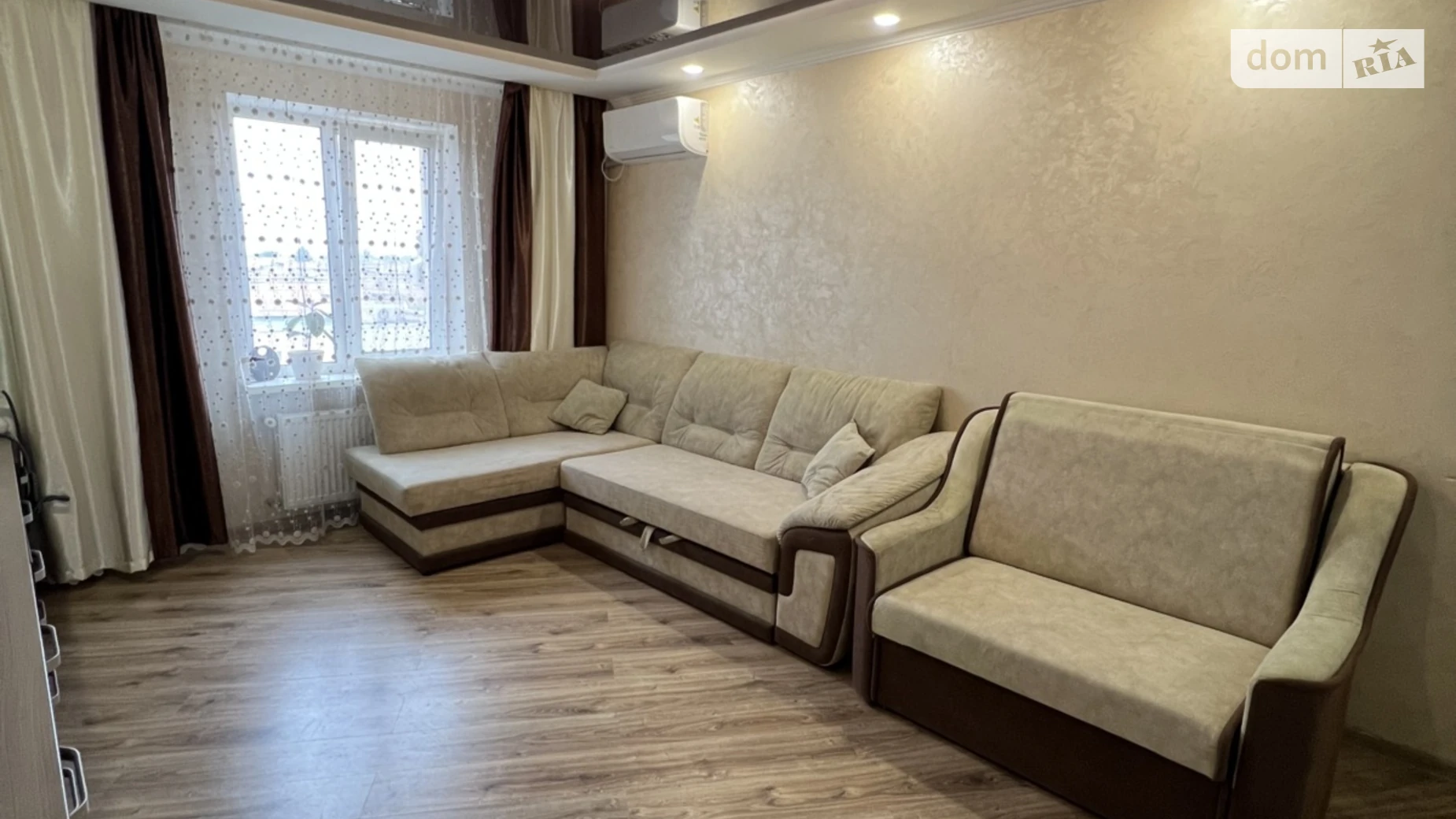Продается 1-комнатная квартира 43 кв. м в Полтаве, ул. Башкирцевой Марии, 33/2 - фото 2