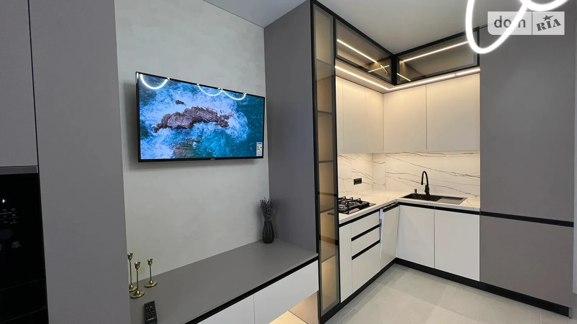 Продается 1-комнатная квартира 45 кв. м в Ивано-Франковске, ул. Вячеслава Черновола - фото 4