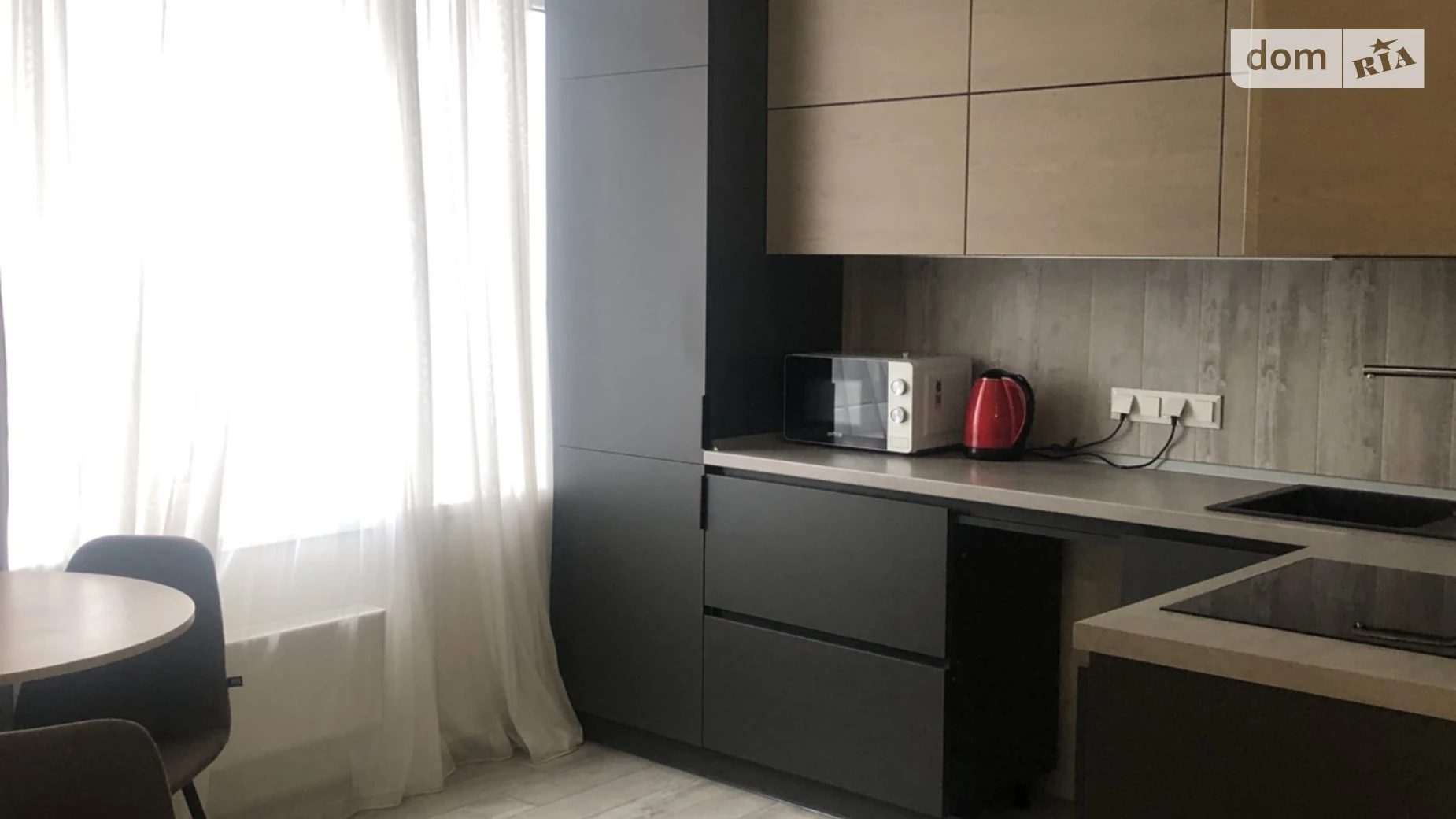 Сдается в аренду 1-комнатная квартира 40 кв. м в Одессе, ул. Валерия Самофалова, 16 - фото 2