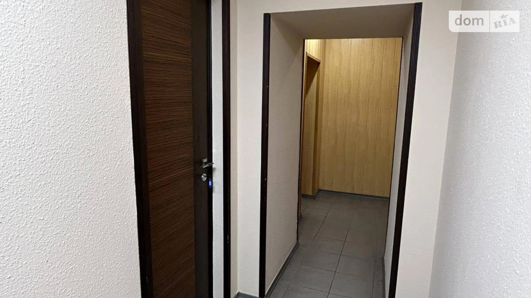 Сдается в аренду офис 24 кв. м в бизнес-центре, цена: 15000 грн - фото 2