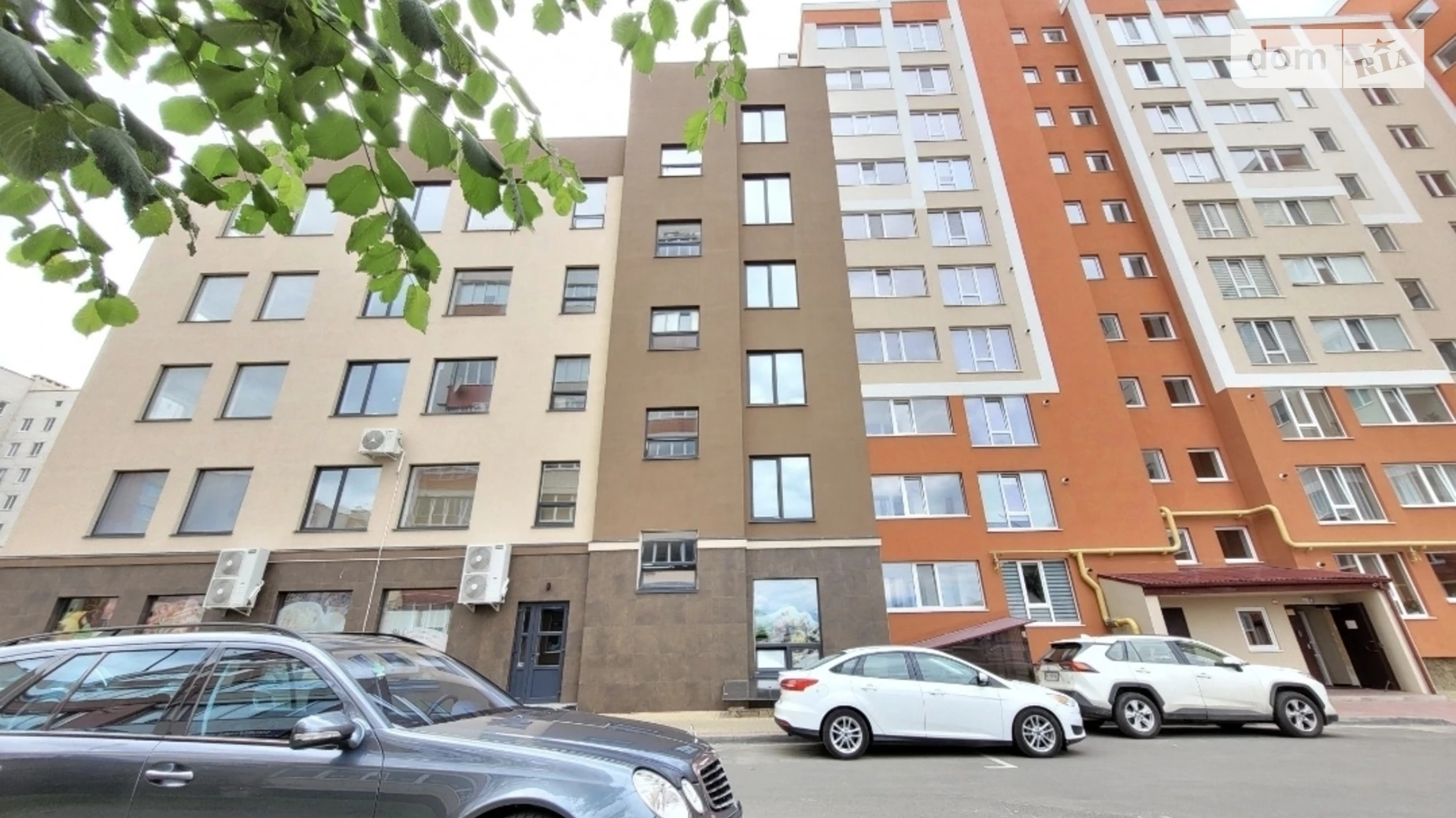 1-комнатная квартира 45 кв. м в Луцке, ул. Звездная(Арцеулова), 10 - фото 2