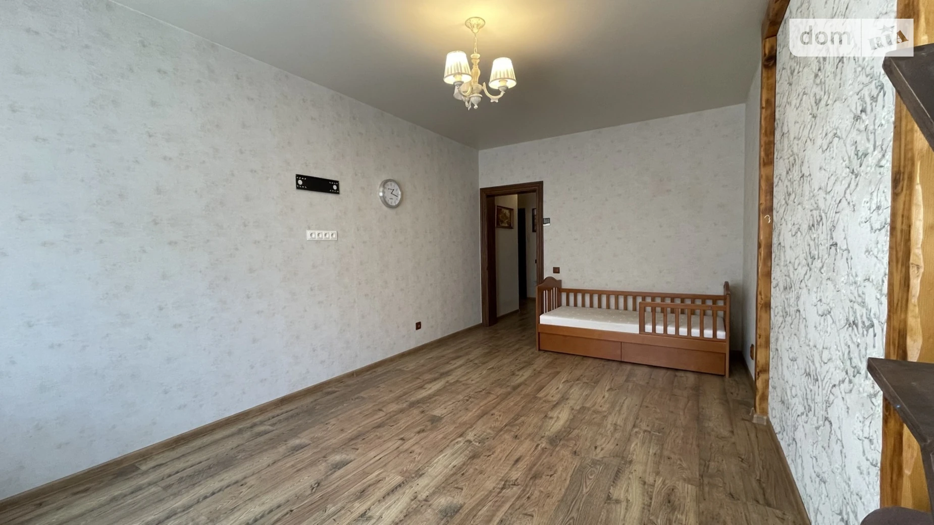 Продается 2-комнатная квартира 72 кв. м в Хмельницком, цена: 79999 $ - фото 2