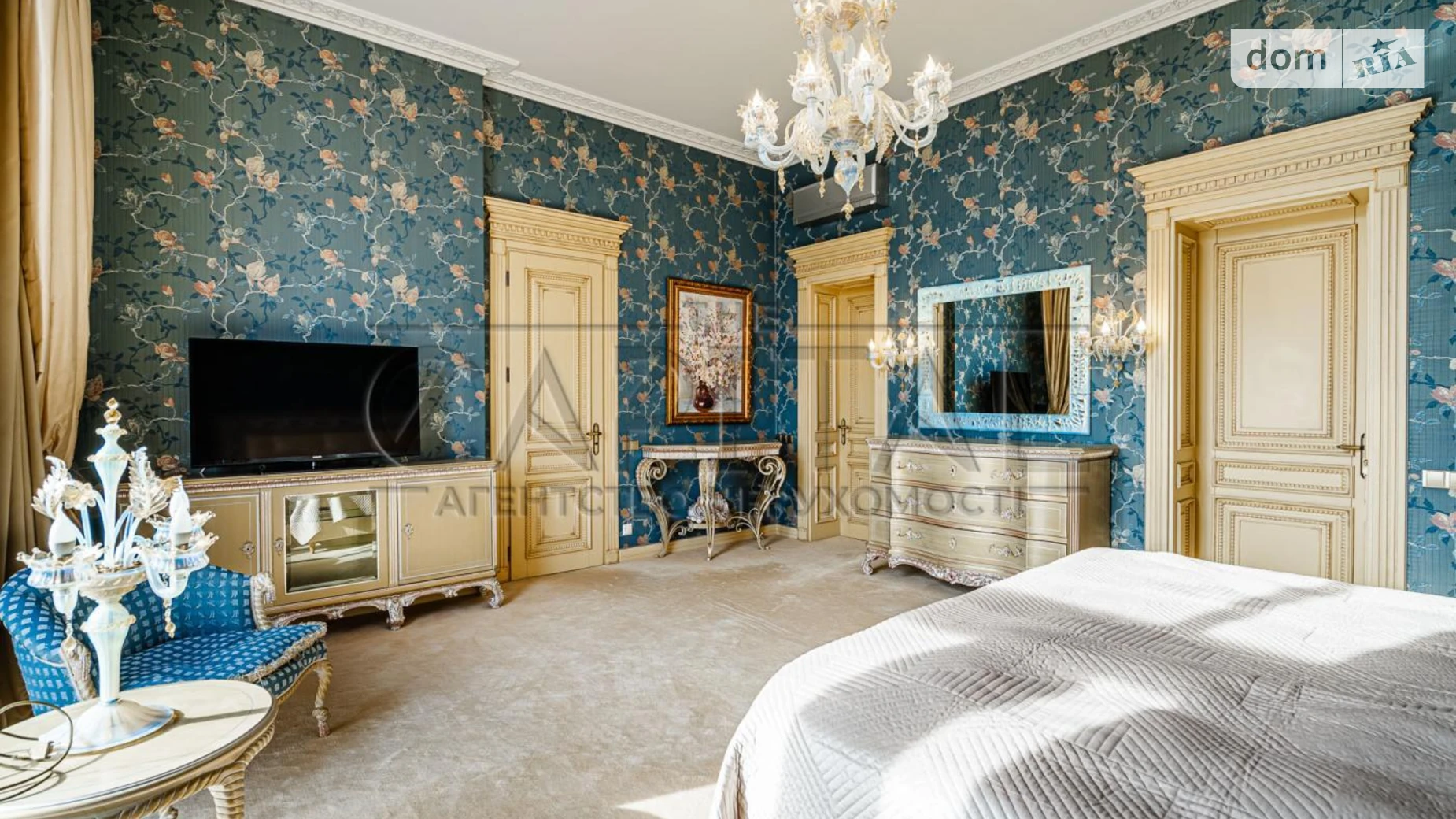 Продается 5-комнатная квартира 242 кв. м в Киеве, ул. Паторжинского, 14 - фото 3