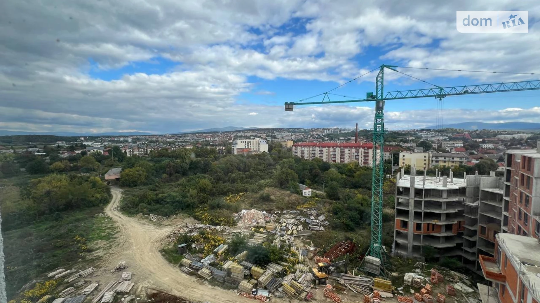 Продается 3-комнатная квартира 89 кв. м в Ужгороде, ул. Гленца, 22 - фото 2