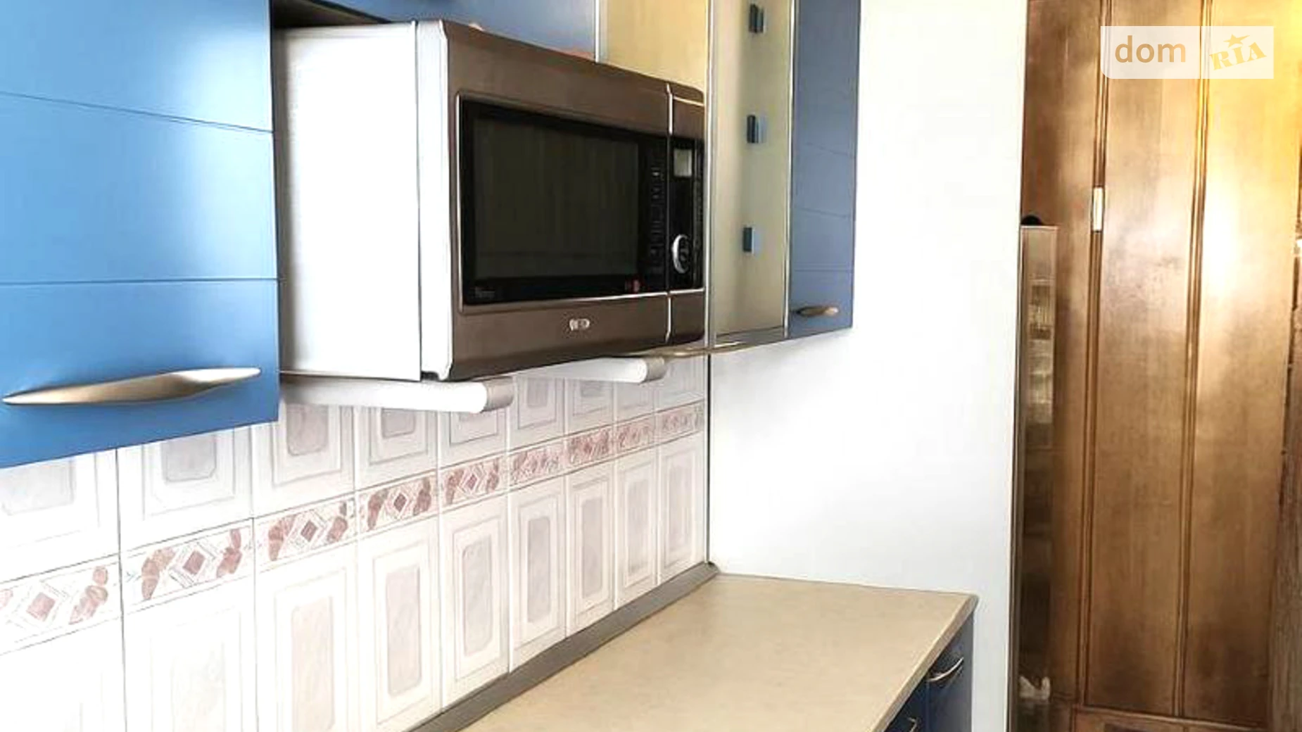 Продается 3-комнатная квартира 75 кв. м в Харькове, ул. Амосова, 23 - фото 2