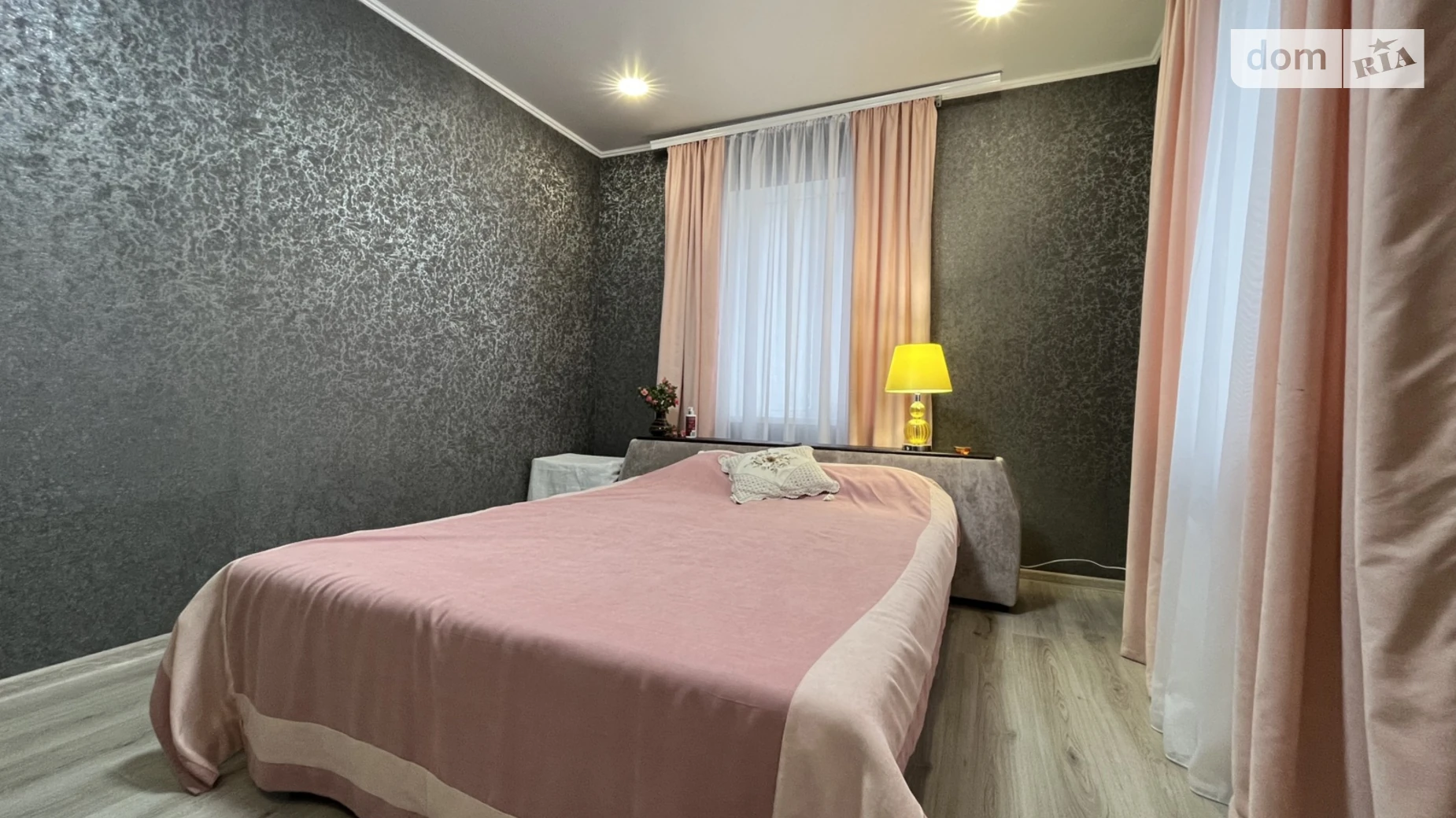 Продается дом на 2 этажа 87 кв. м с бассейном, цена: 105000 $ - фото 2