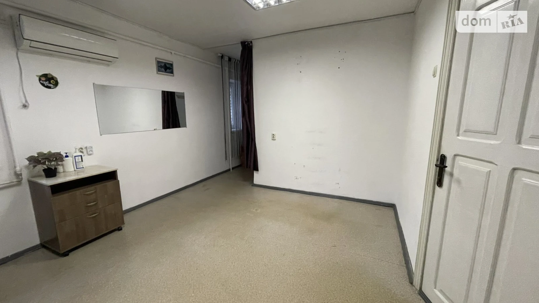 Сдается в аренду офис 17.3 кв. м в бизнес-центре, цена: 5000 грн - фото 2