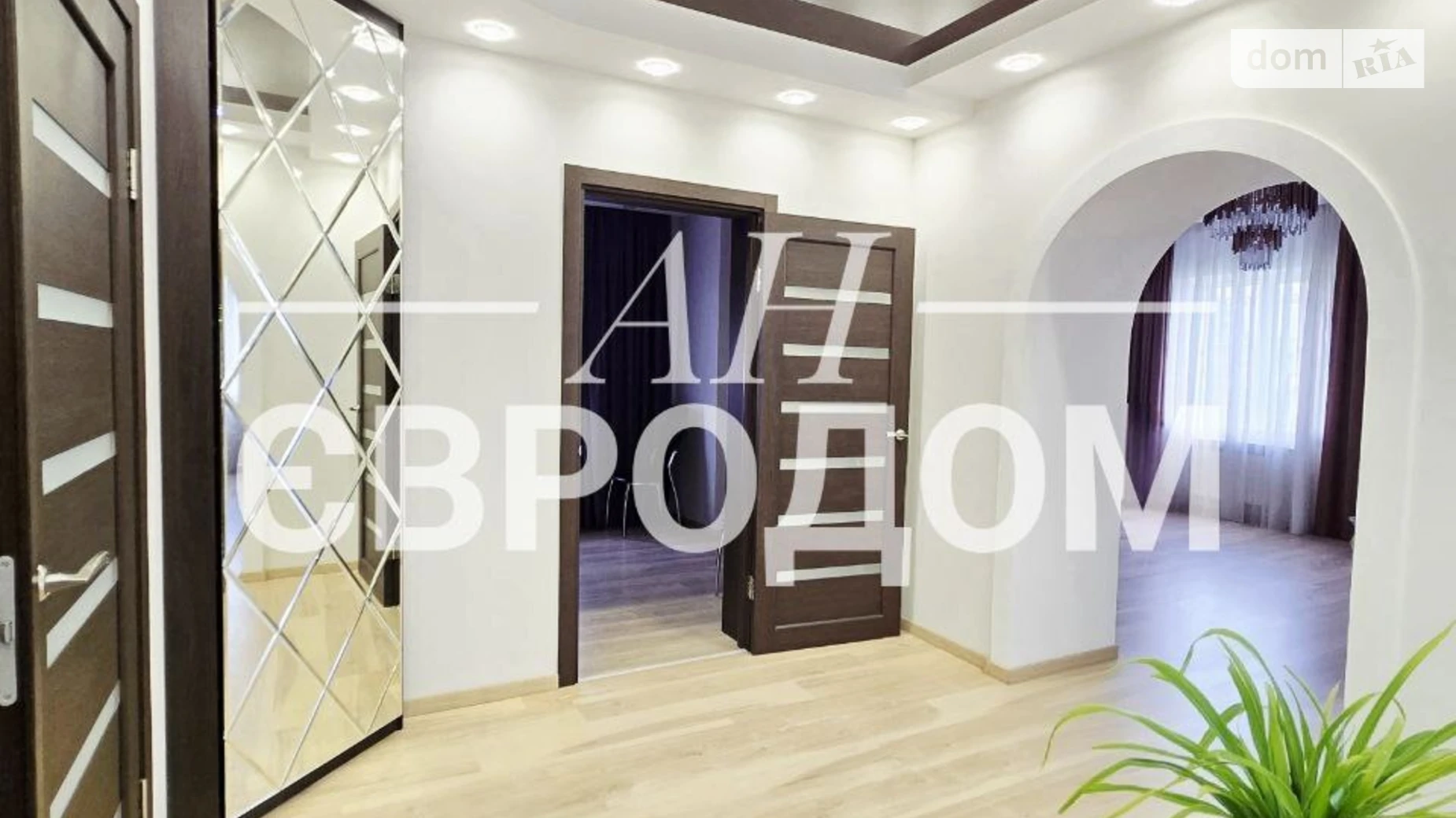 Продается дом на 2 этажа 150 кв. м с балконом, цена: 120000 $ - фото 3