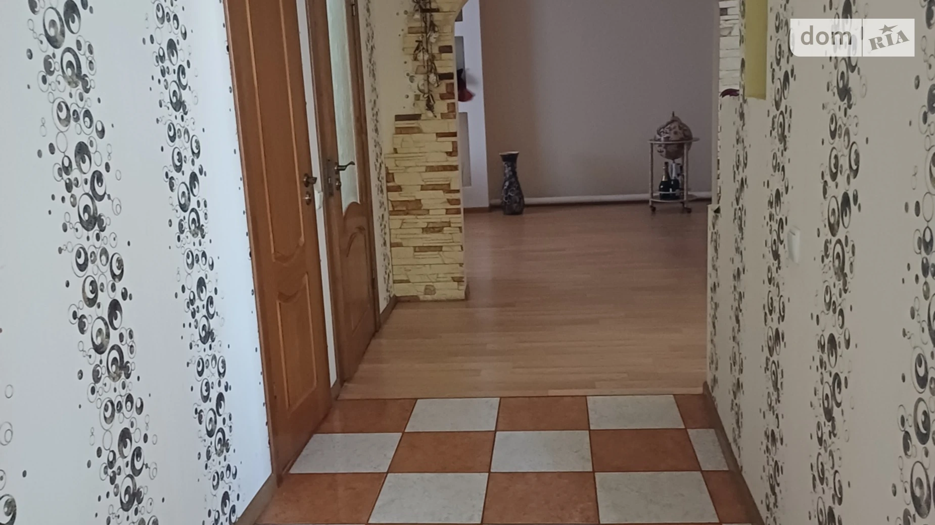Продается дом на 2 этажа 160 кв. м с балконом, цена: 58000 $ - фото 2