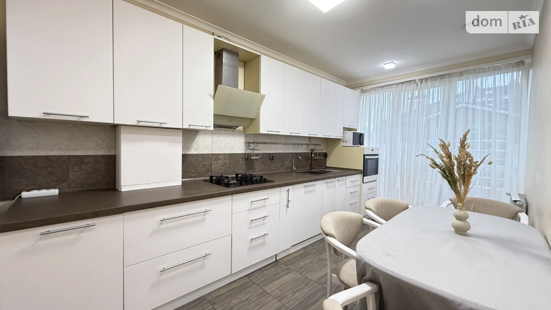 Продается 2-комнатная квартира 60.7 кв. м в Ирпене, ул. Василия Стуса(Пушкинская) - фото 2