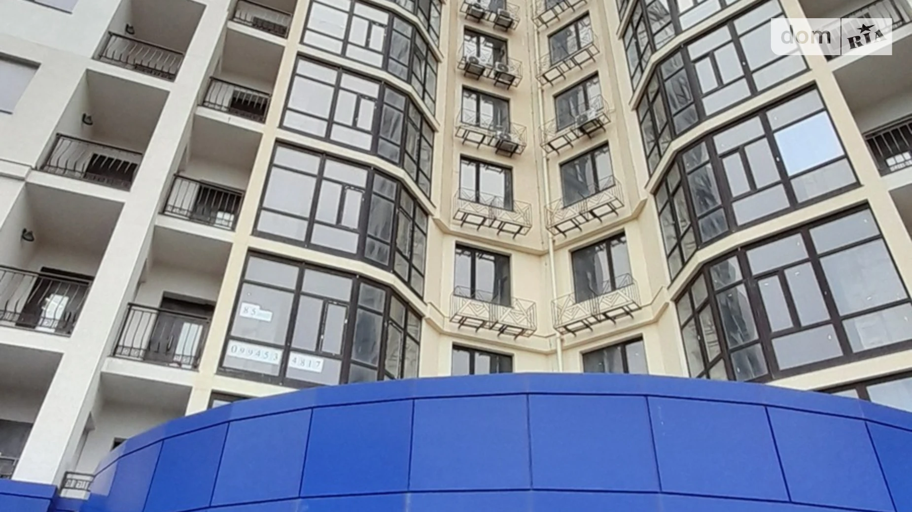 Продается 1-комнатная квартира 56 кв. м в Одессе, Фонтанская дор., 118А/3 - фото 2