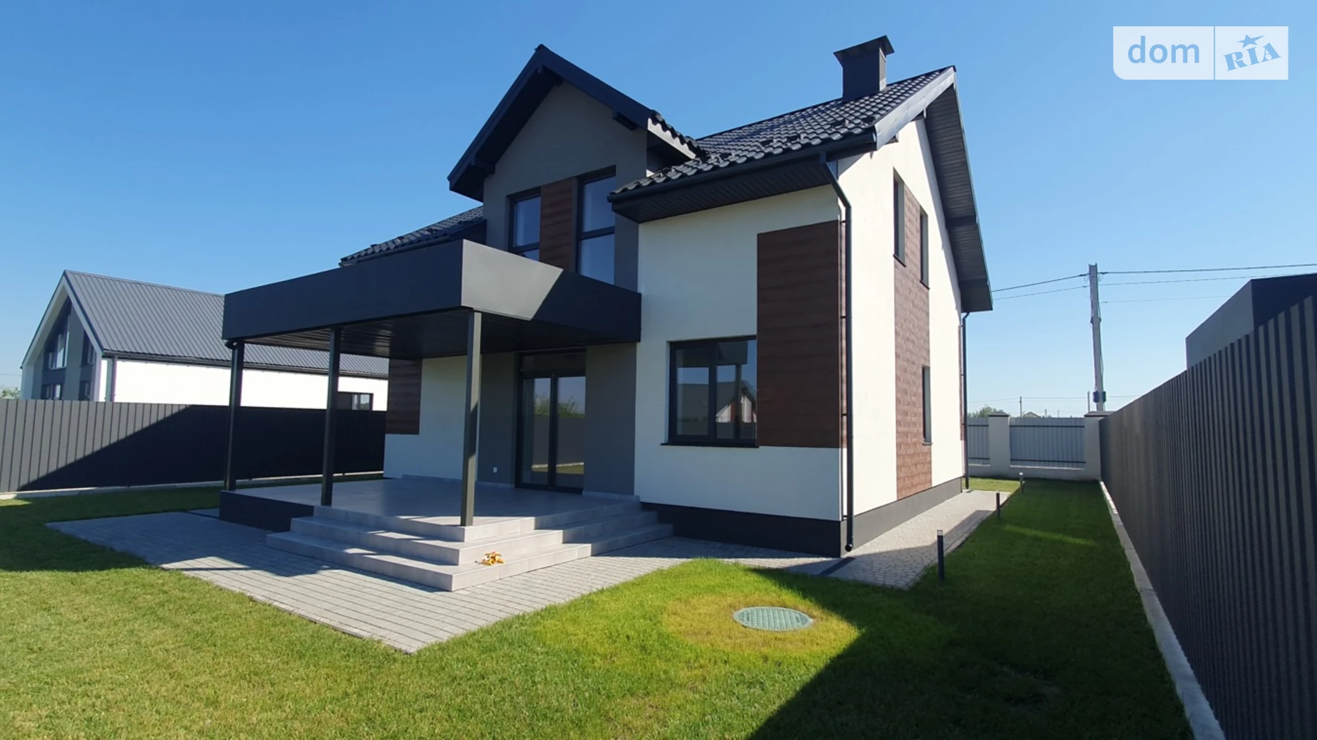 Продается дом на 2 этажа 228 кв. м с садом, цена: 230000 $ - фото 3