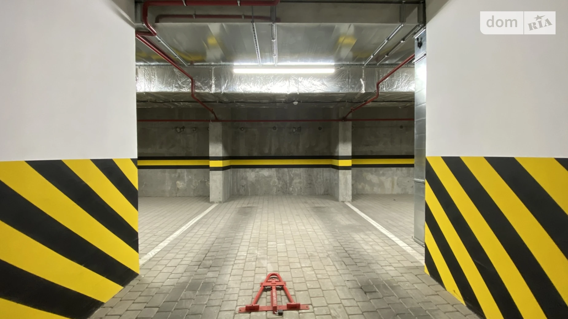 Продается подземный паркинг под легковое авто на 13 кв. м, цена: 17550 $ - фото 3