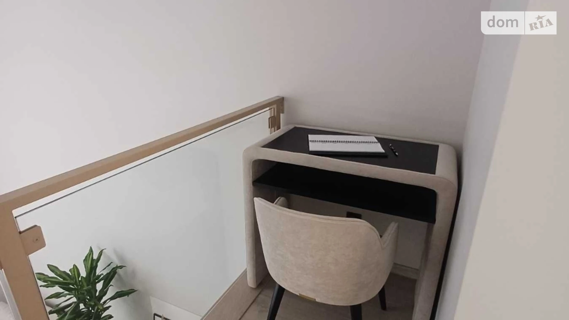 Продается 1-комнатная квартира 41.2 кв. м в Черновцах - фото 3