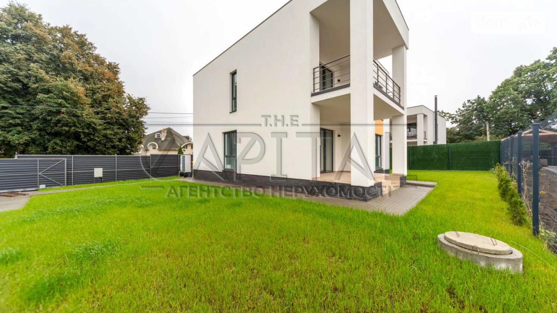 Продается дом на 2 этажа 135 кв. м с камином, цена: 250000 $ - фото 2