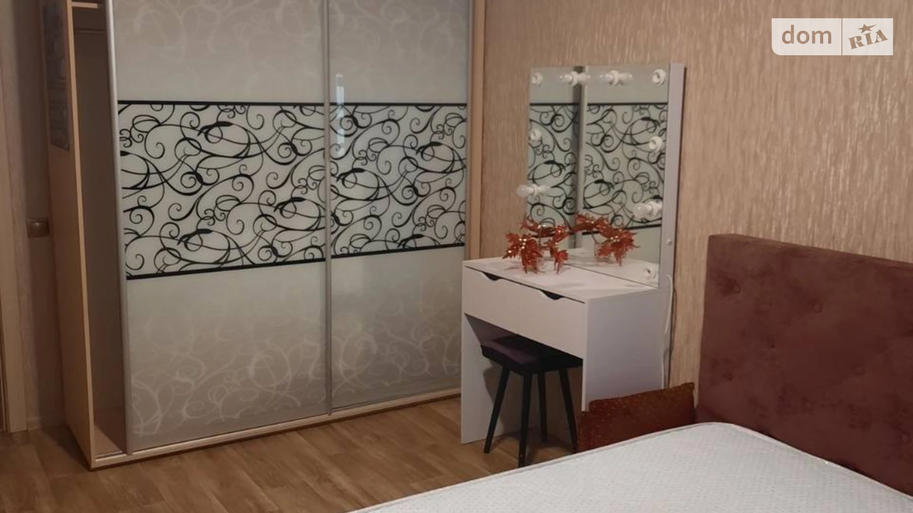 Продается 2-комнатная квартира 48 кв. м в, цена: 26000 $ - фото 3