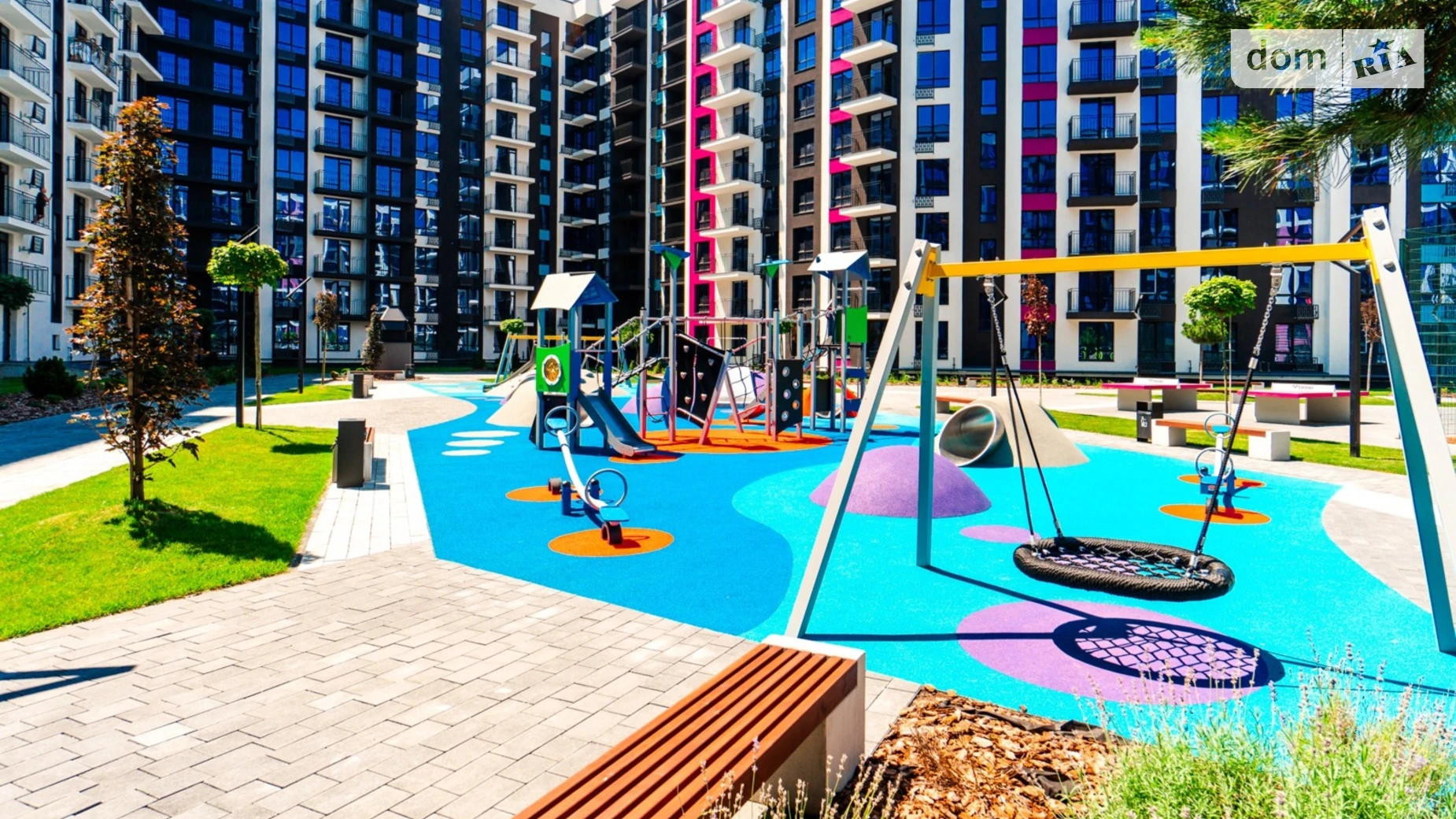 Продается 3-комнатная квартира 101 кв. м в Ивано-Франковске, ул. Юліана Пелеша(Крайковского) - фото 2