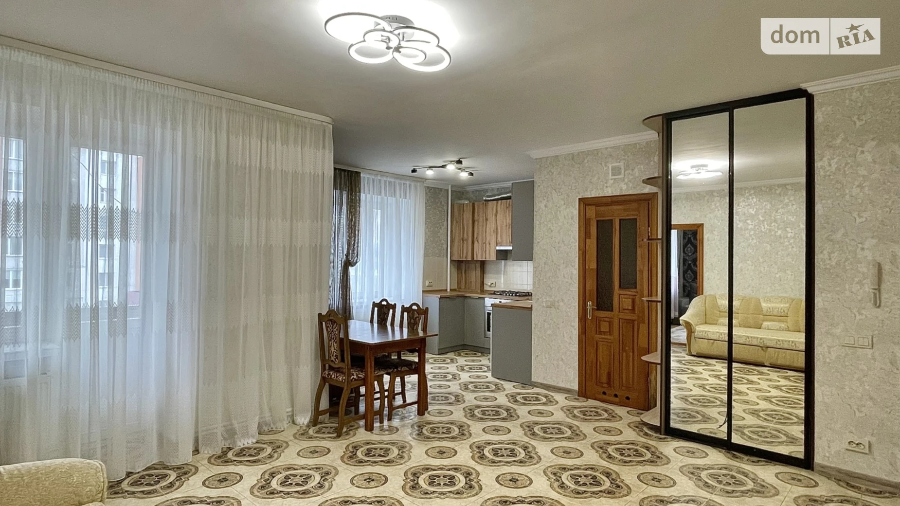2-комнатная квартира 60 кв. м в Тернополе, ул. Карпенко, 30 - фото 5