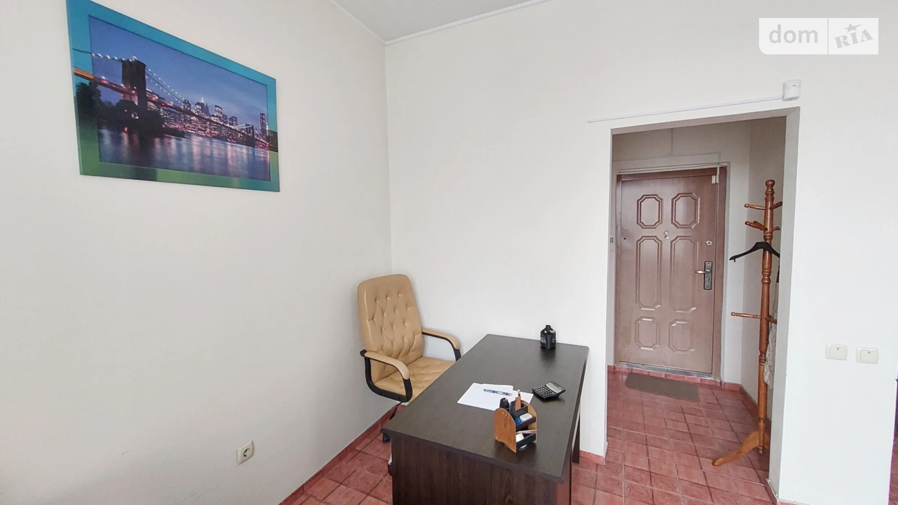 Сдается в аренду офис 27 кв. м в бизнес-центре, цена: 200 $ - фото 5