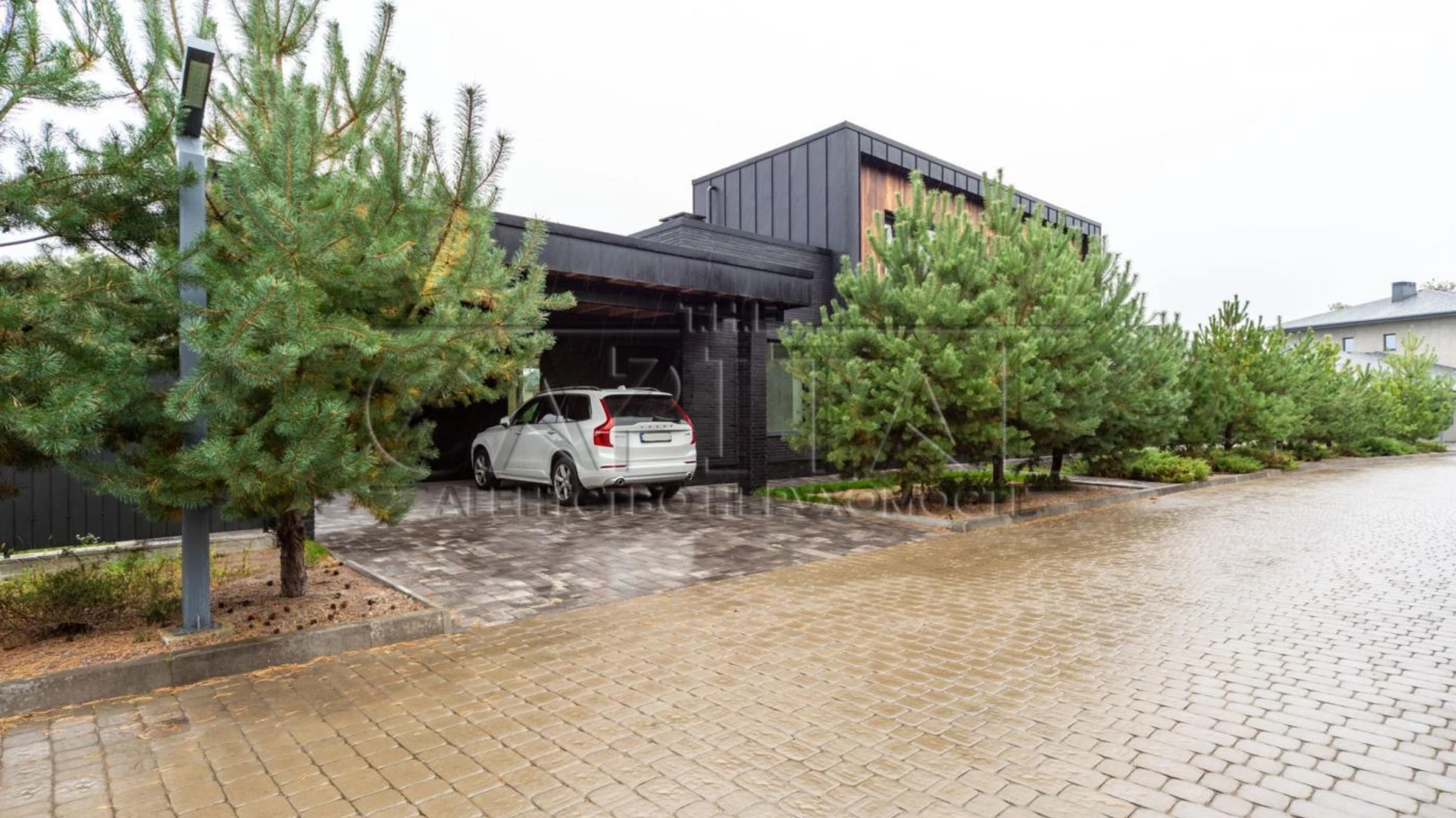 Продается дом на 2 этажа 212 кв. м с мансардой, цена: 318000 $ - фото 3
