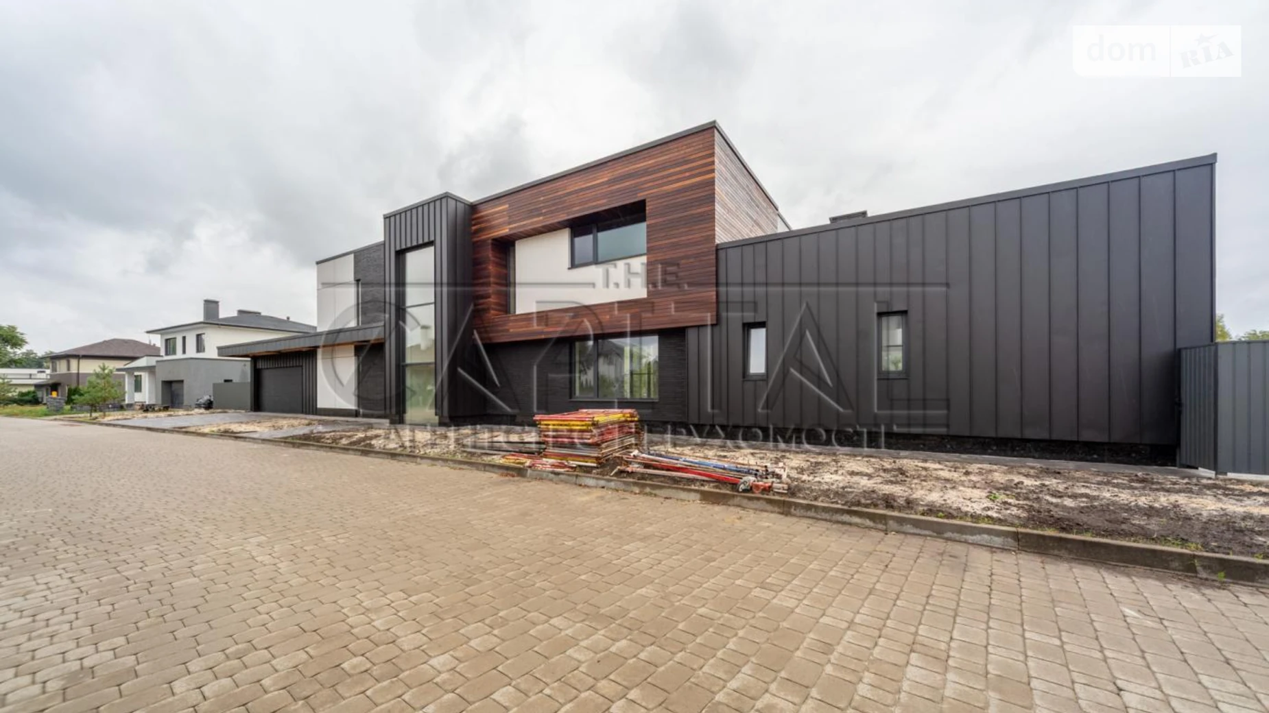 Продается дом на 2 этажа 280 кв. м с мебелью, цена: 450000 $ - фото 4