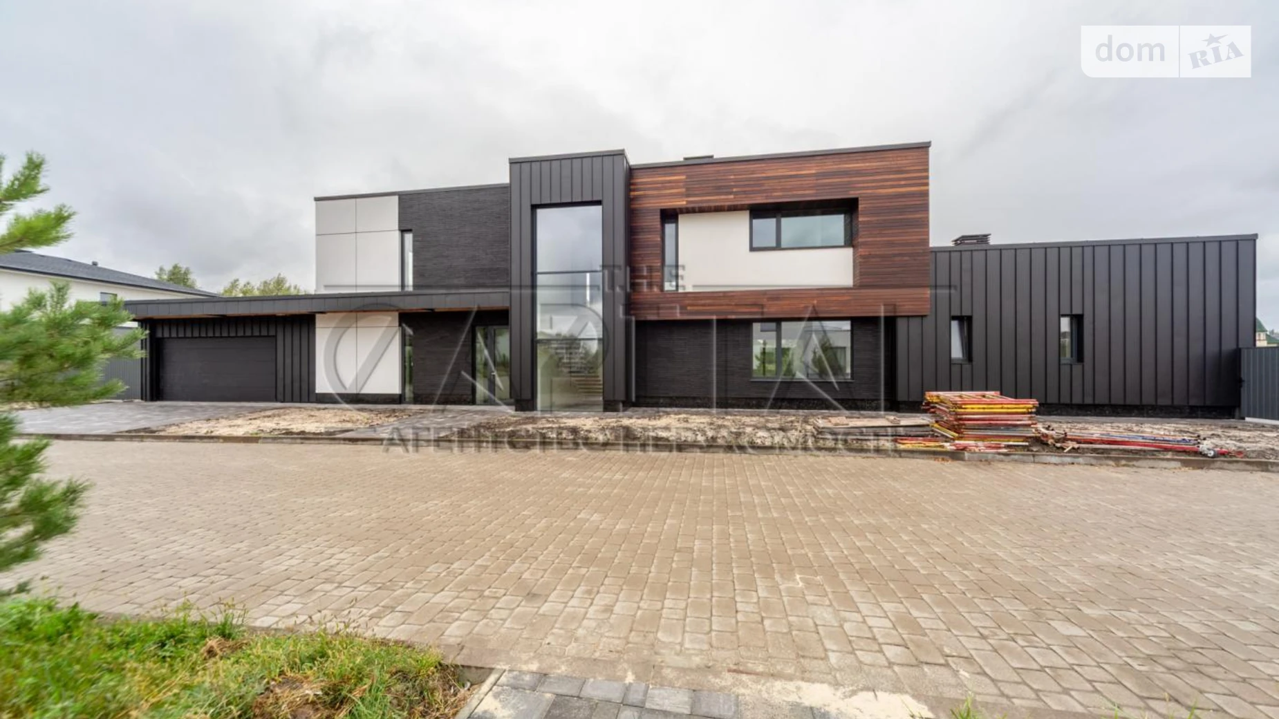 Продается дом на 2 этажа 280 кв. м с мебелью, цена: 450000 $ - фото 2