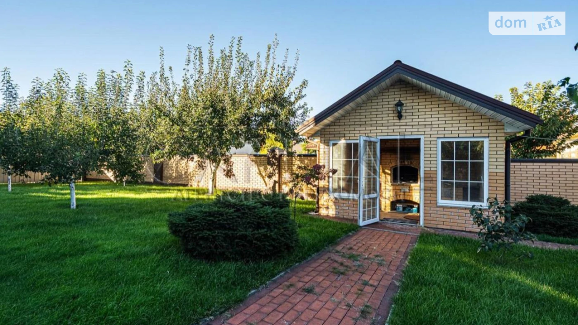 Продается дом на 3 этажа 287.2 кв. м с балконом, цена: 530000 $ - фото 5