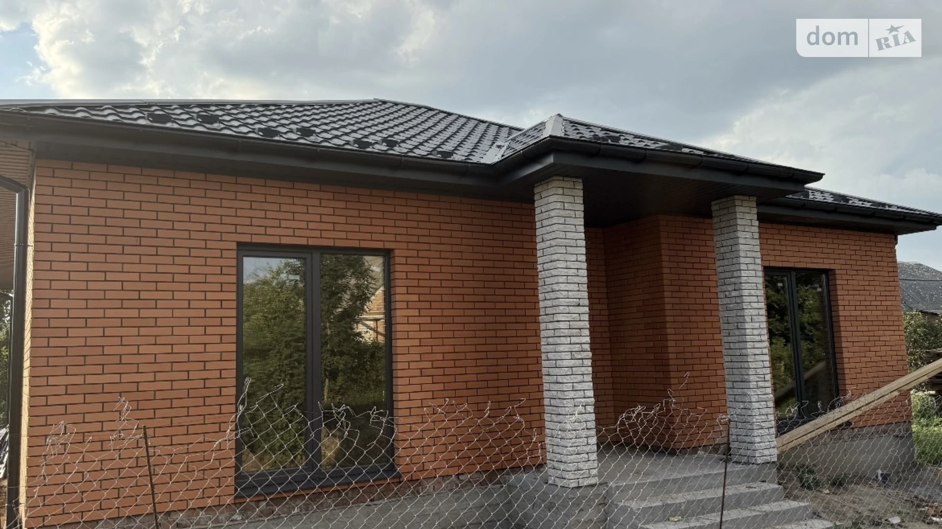 Продается одноэтажный дом 93 кв. м с беседкой, цена: 89000 $ - фото 2