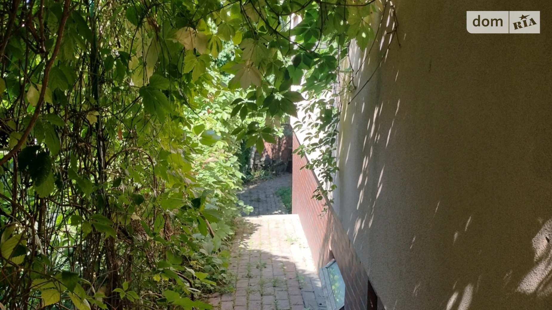 Продается дом на 3 этажа 140 кв. м с мансардой, цена: 70000 $ - фото 4