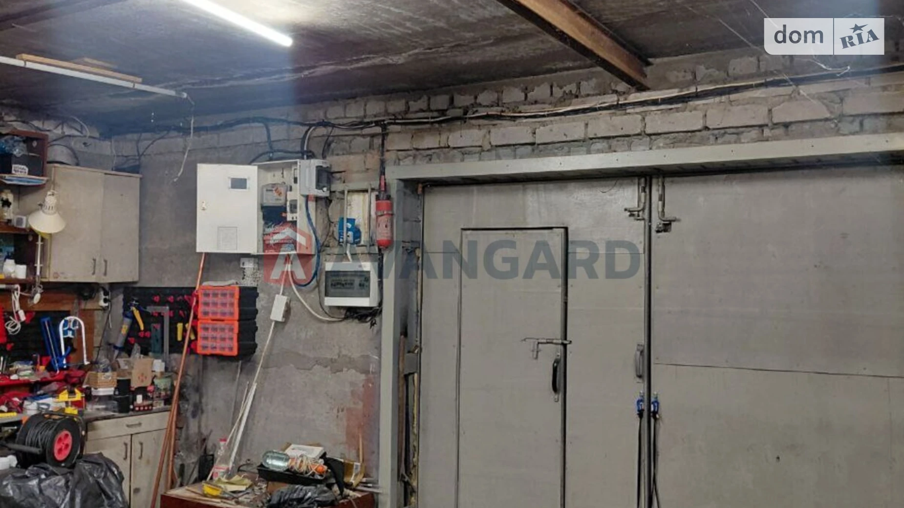 Продается дом на 2 этажа 125 кв. м с камином, цена: 65000 $ - фото 5