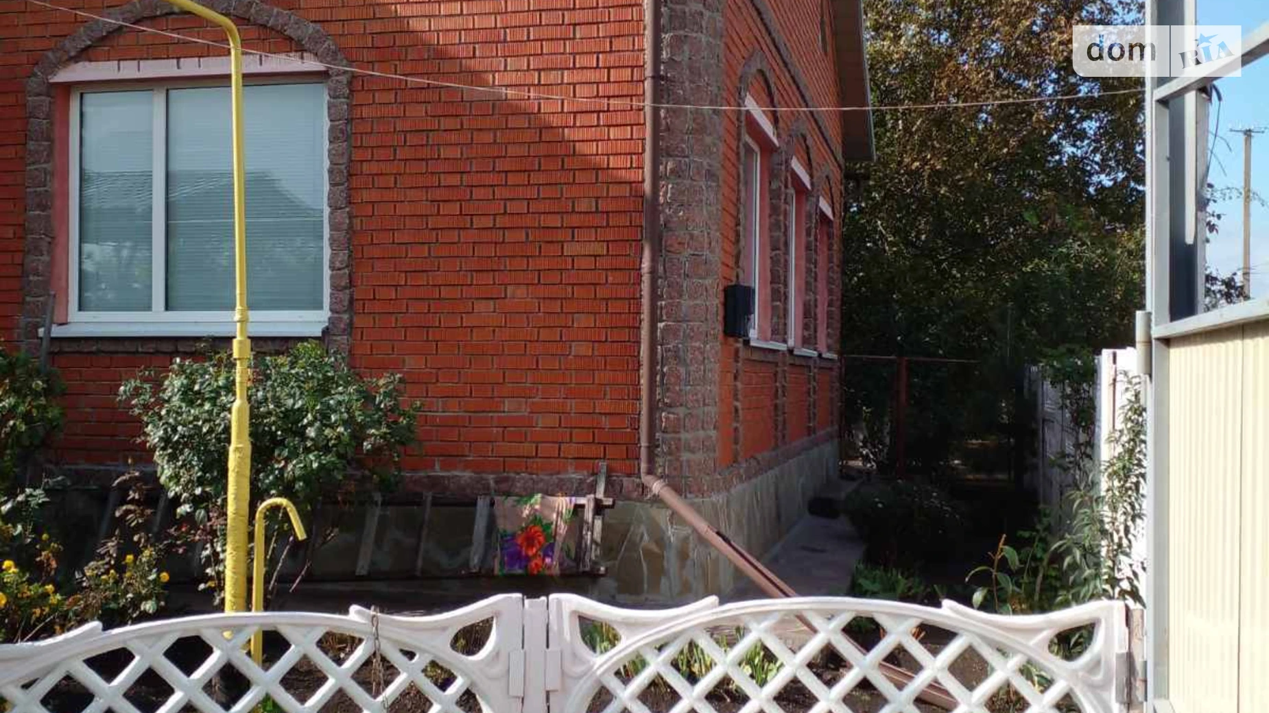 Продается дом на 2 этажа 120 кв. м с камином, цена: 49500 $ - фото 2