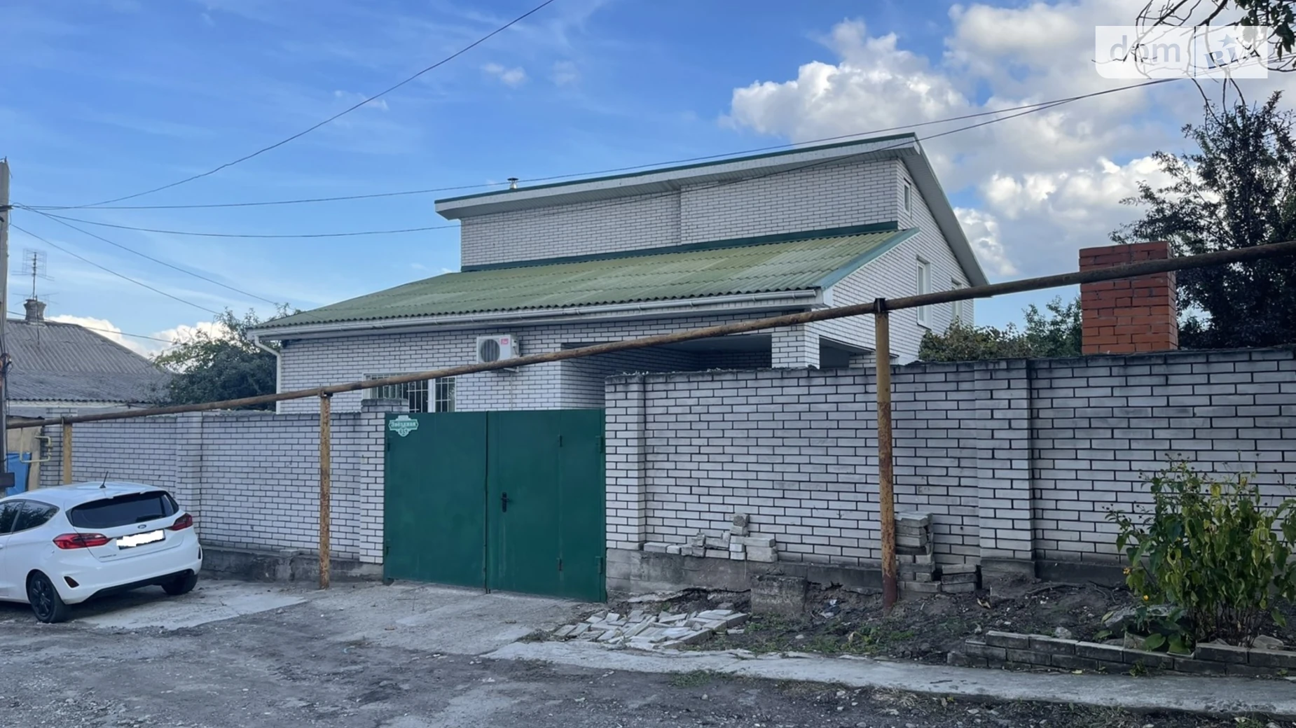 Продается дом на 2 этажа 196.7 кв. м с бассейном, цена: 85000 $ - фото 2