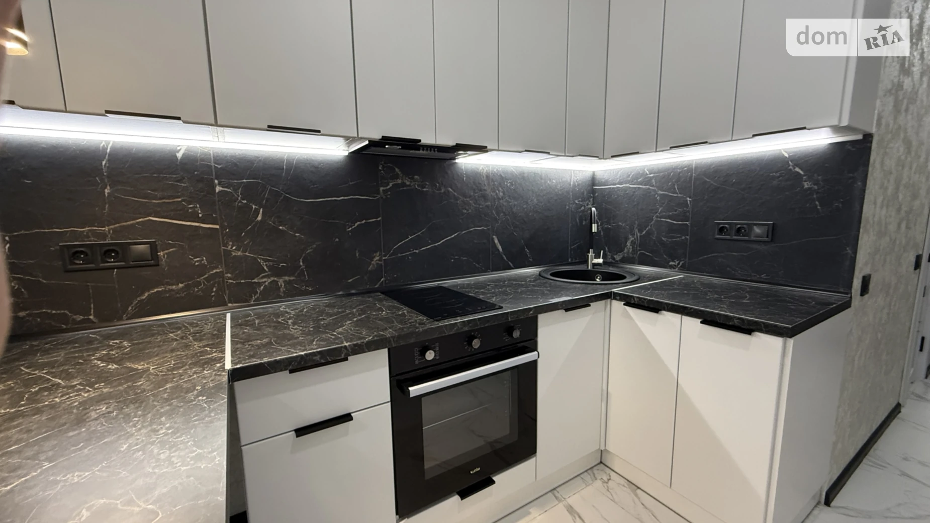 Продается 1-комнатная квартира 23 кв. м в Одессе, ул. Генуэзская, 1/1 - фото 2