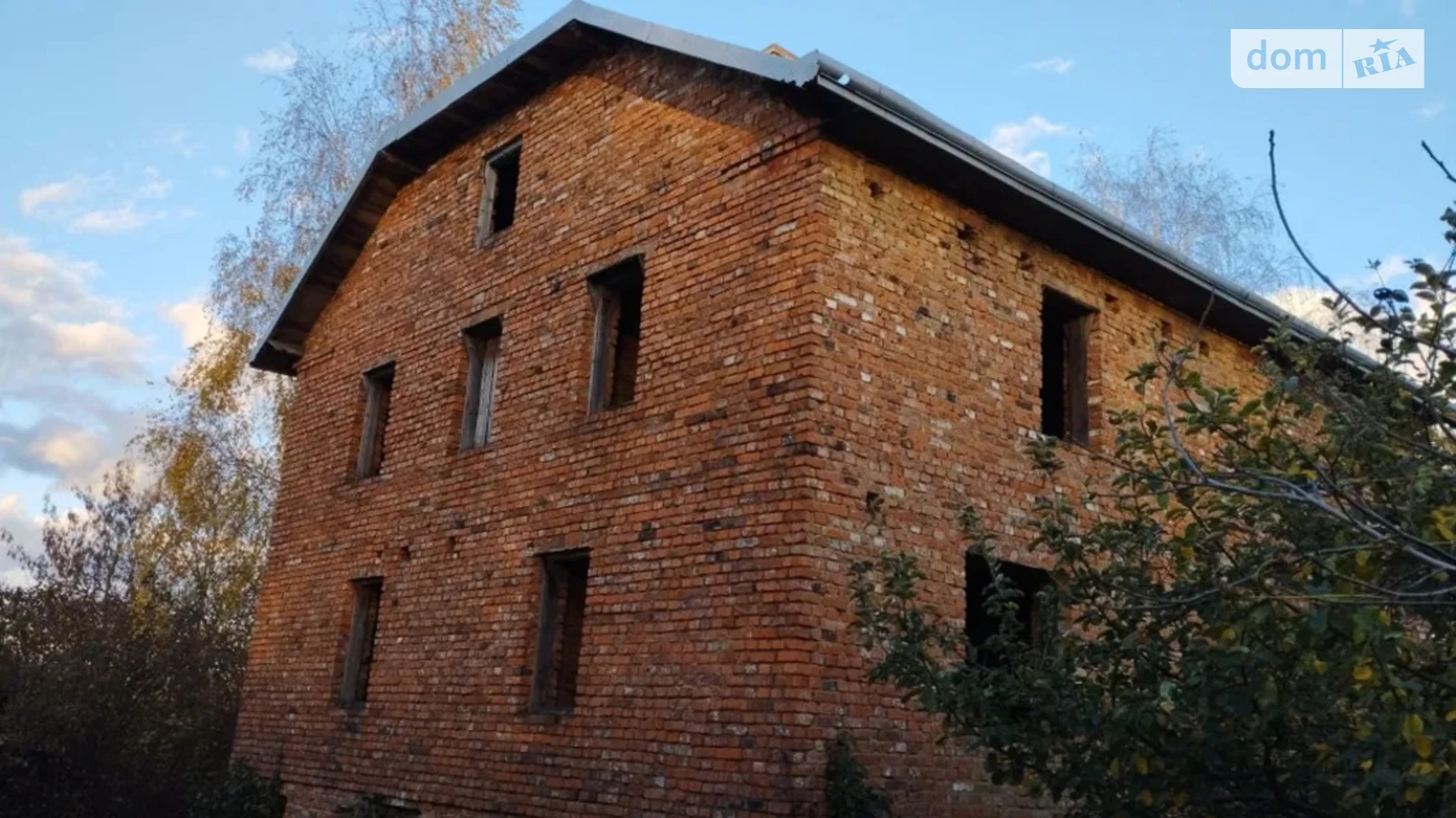 Продается дом на 3 этажа 100 кв. м с верандой, цена: 18000 $ - фото 2