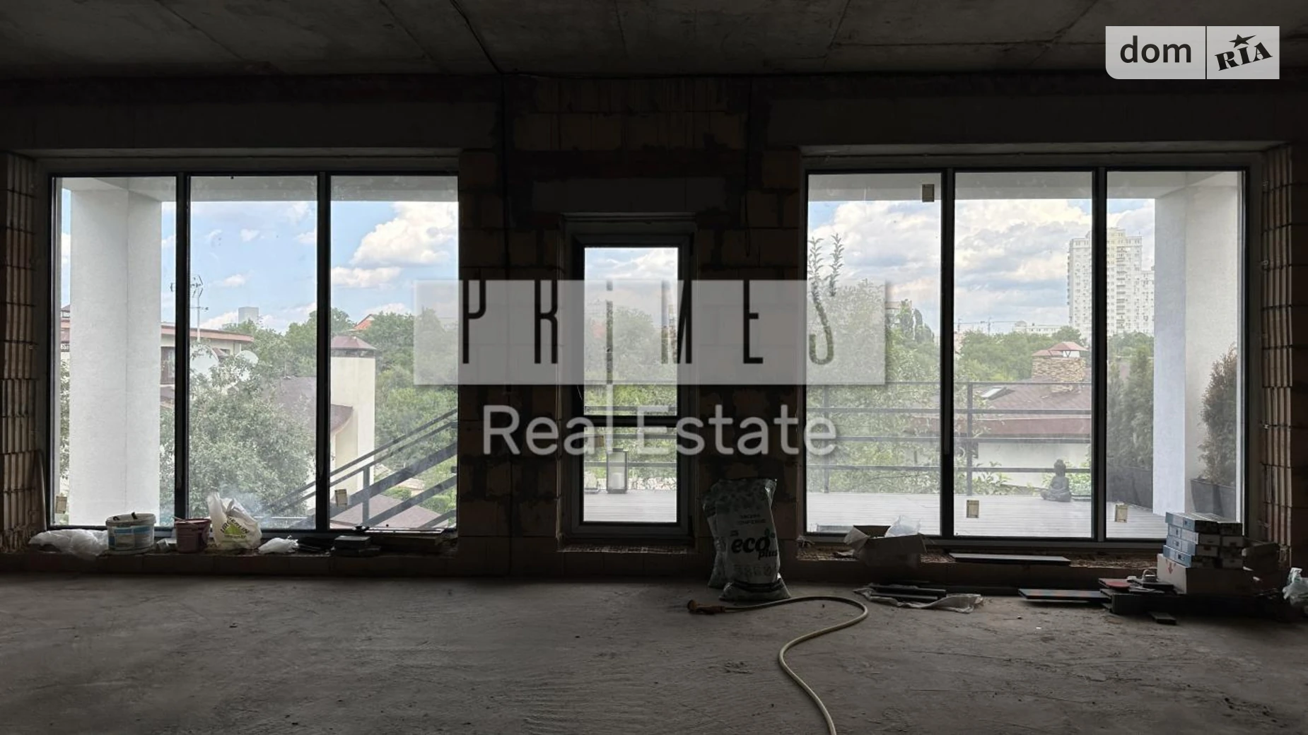 Продается дом на 2 этажа 322 кв. м с участком, цена: 550000 $ - фото 2