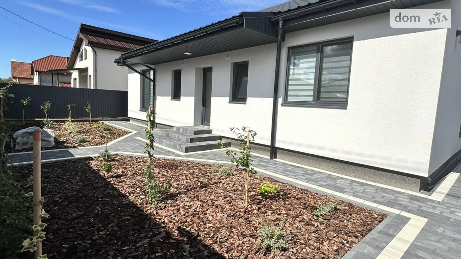 Продается одноэтажный дом 135 кв. м с камином, цена: 190000 $ - фото 2