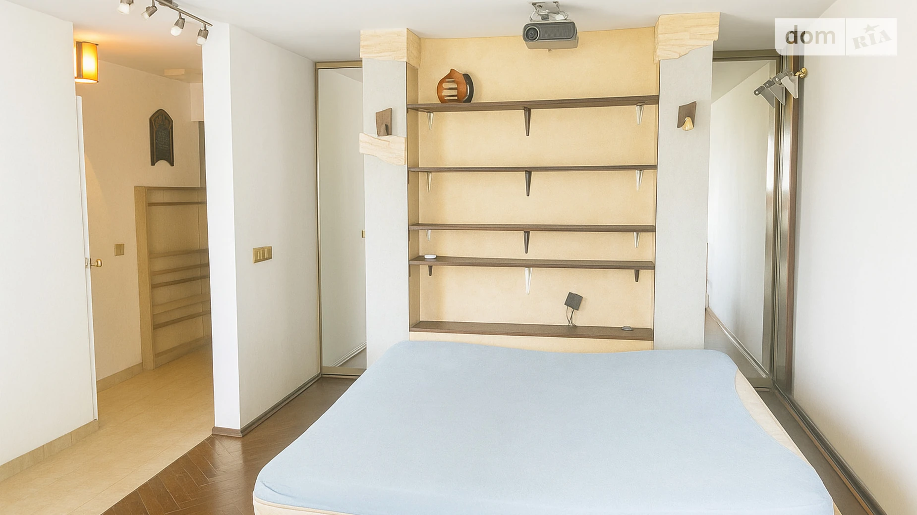 Сдается в аренду 1-комнатная квартира 32 кв. м в Киеве, ул. Братьев Зеровых, 2А - фото 2