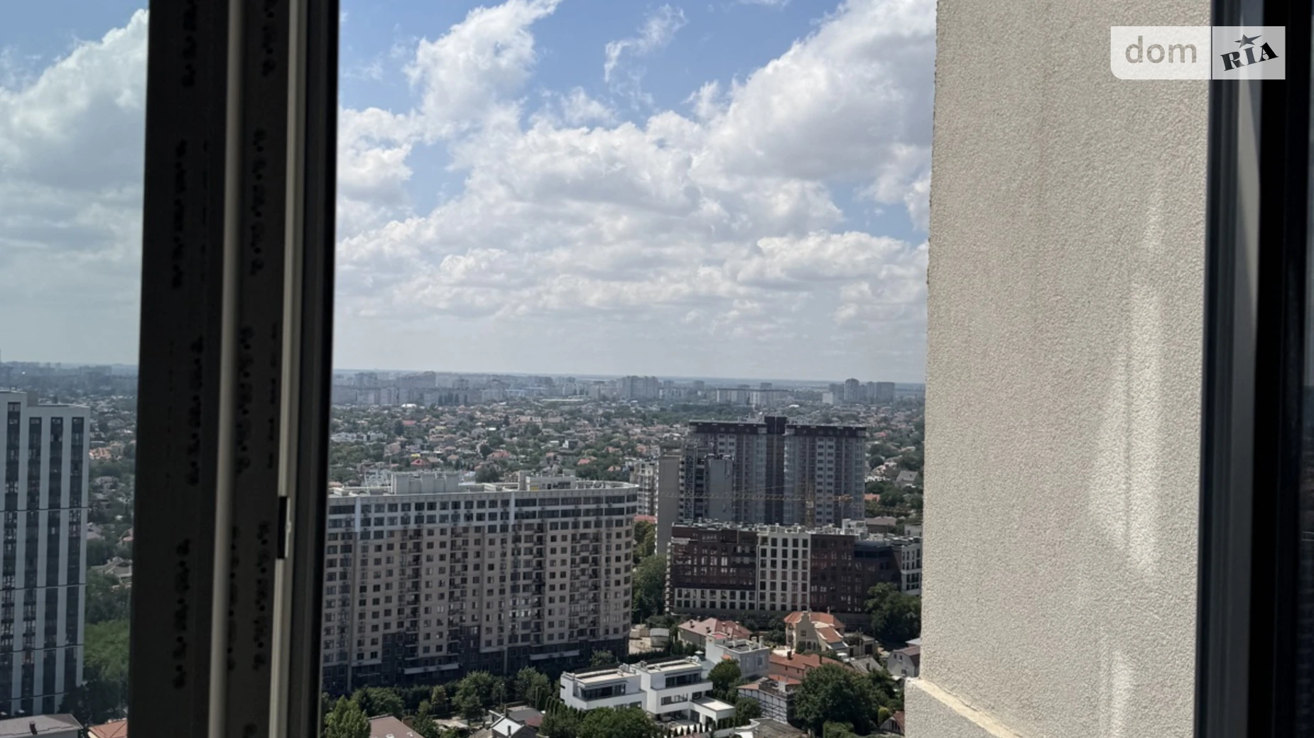 Продается 1-комнатная квартира 41 кв. м в Одессе, ул. Валерия Самофалова, 16А/4 - фото 3