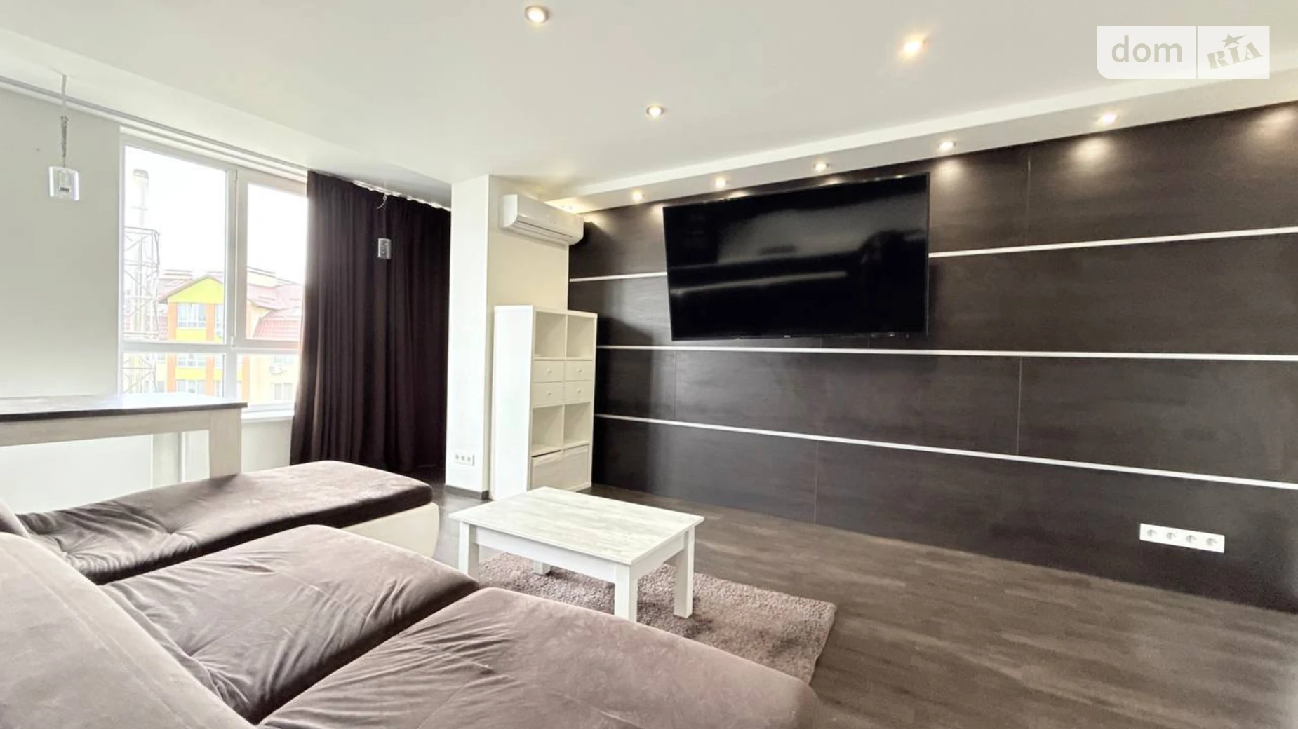 Продается 3-комнатная квартира 97.3 кв. м в Софиевской Борщаговке, ул. Радужная, 147 - фото 2