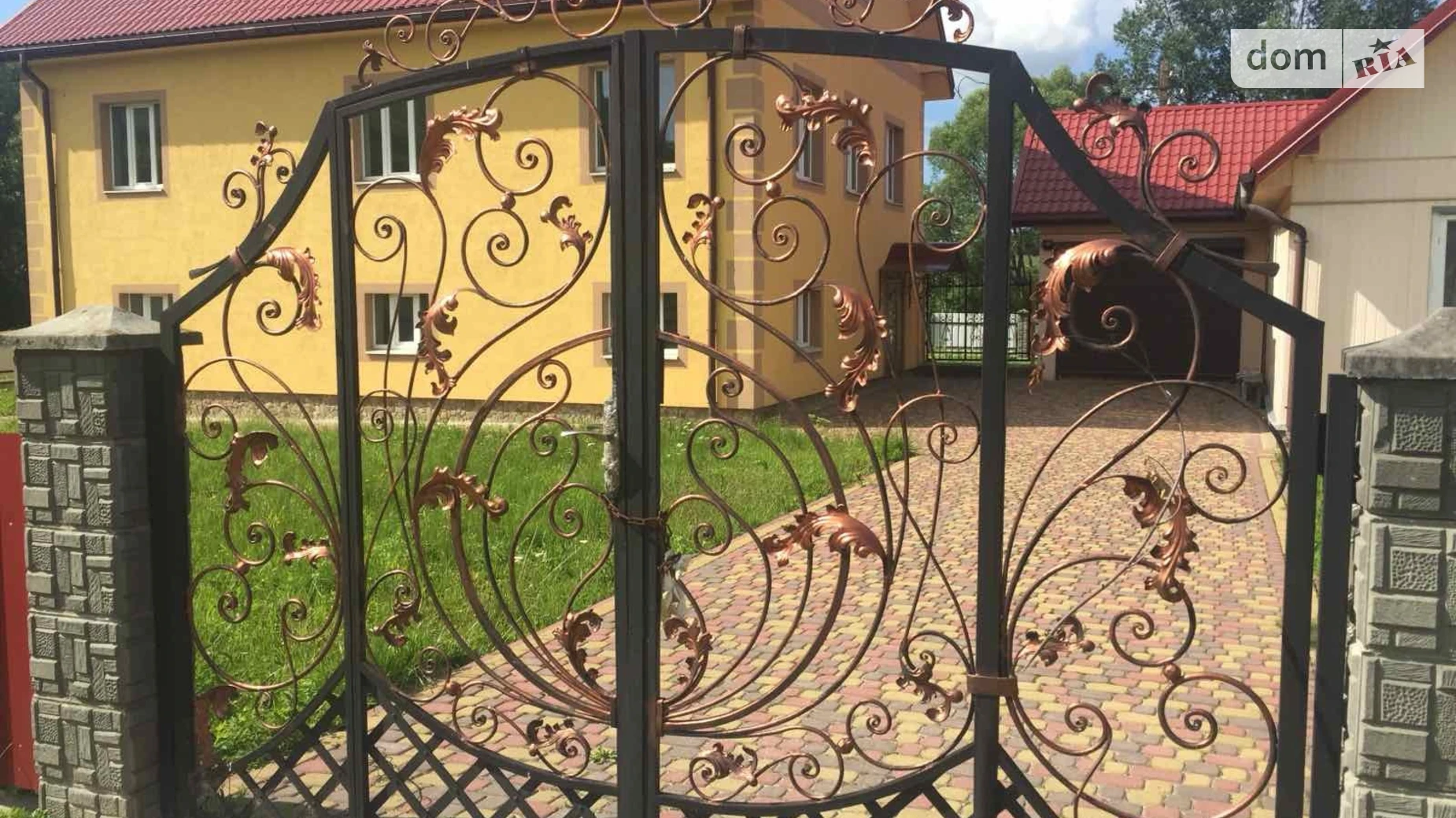 Продается дом на 2 этажа 212 кв. м с террасой, цена: 99999 $ - фото 2