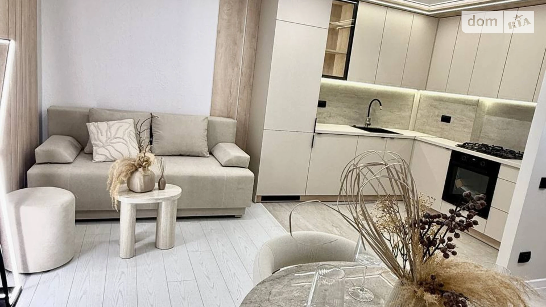 2-комнатная квартира 56 кв. м в Тернополе, ул. Смакулы - фото 2