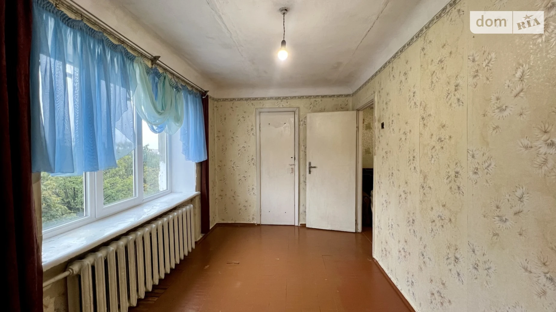 Продается 2-комнатная квартира 44.1 кв. м в Ровно, ул. Степана Бандеры, 57 - фото 2
