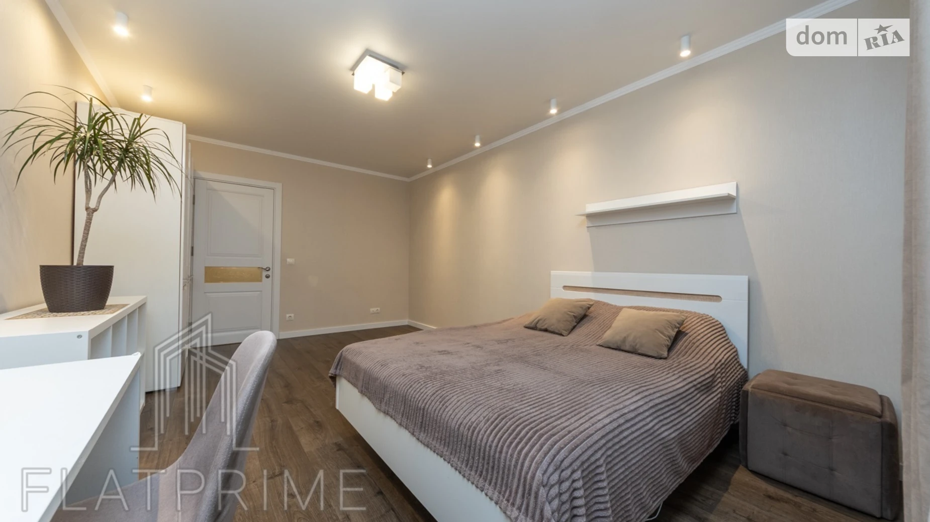 Продается 2-комнатная квартира 72.3 кв. м в Киеве, цена: 99999 $ - фото 2